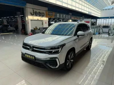 Volkswagen Tharu