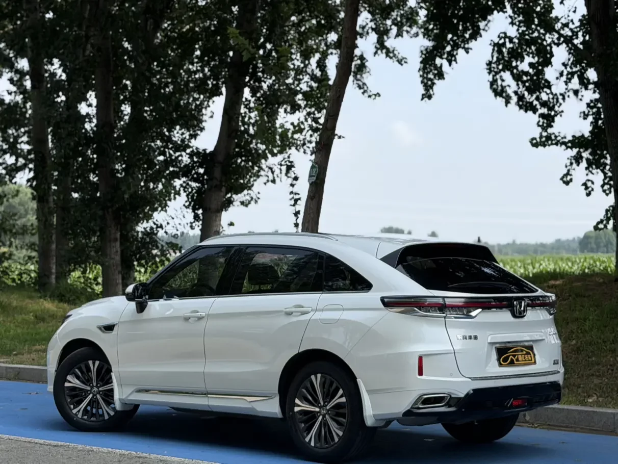 Honda UR-V