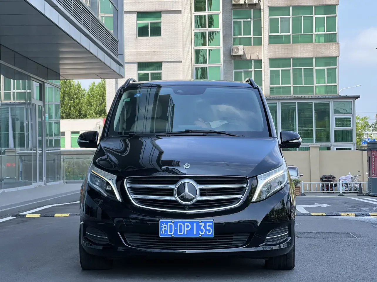 Mercedes-Benz V Class  из Китая