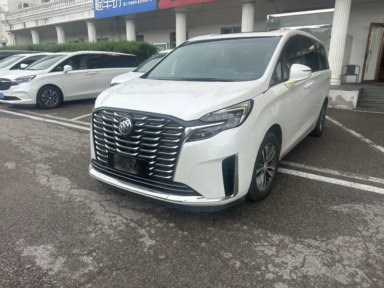 Buick GL8  из Китая