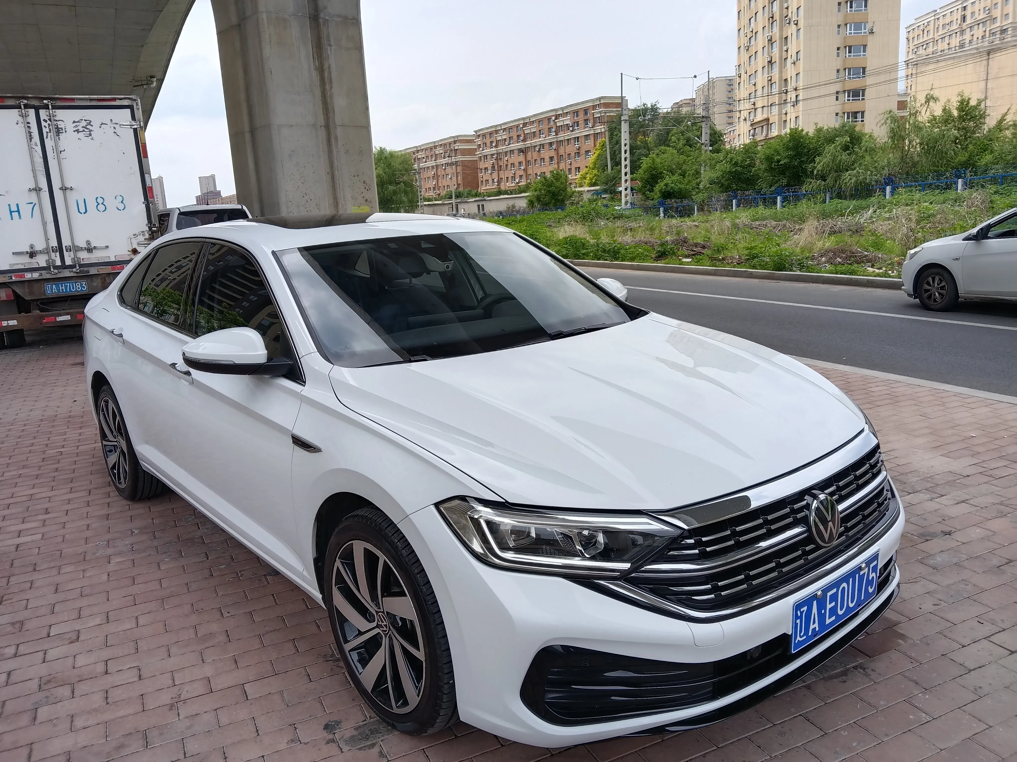 Volkswagen Sagitar