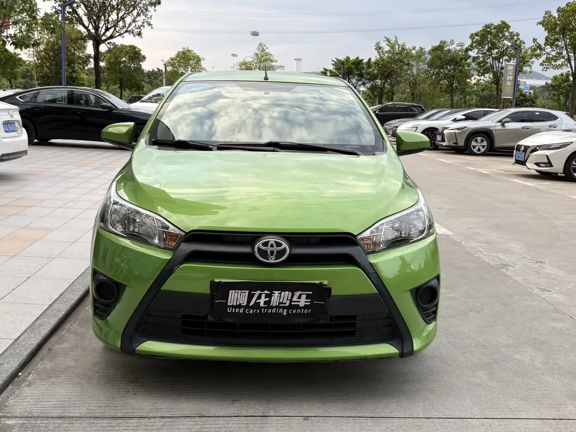 Toyota Yaris L