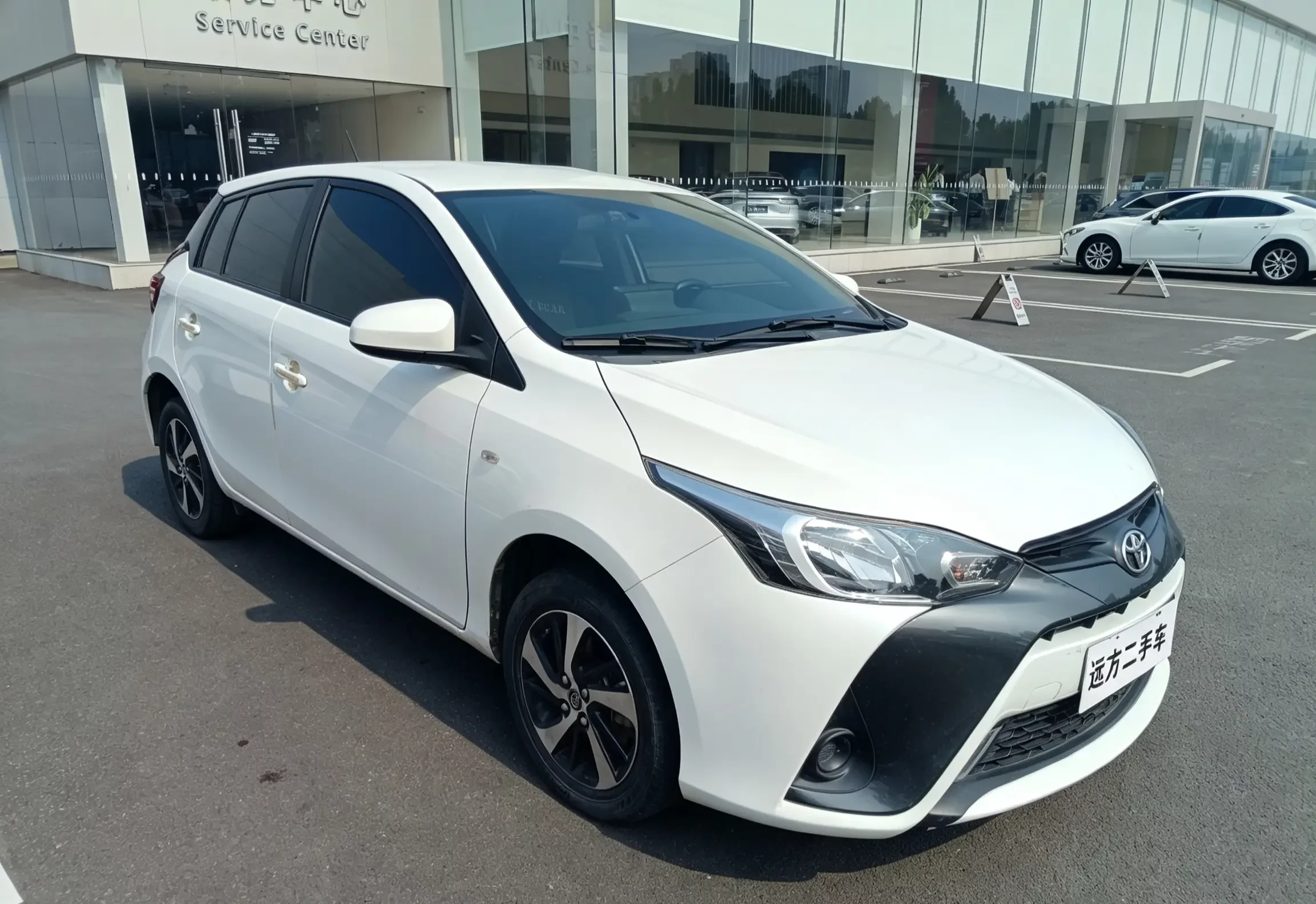 Toyota Yaris L