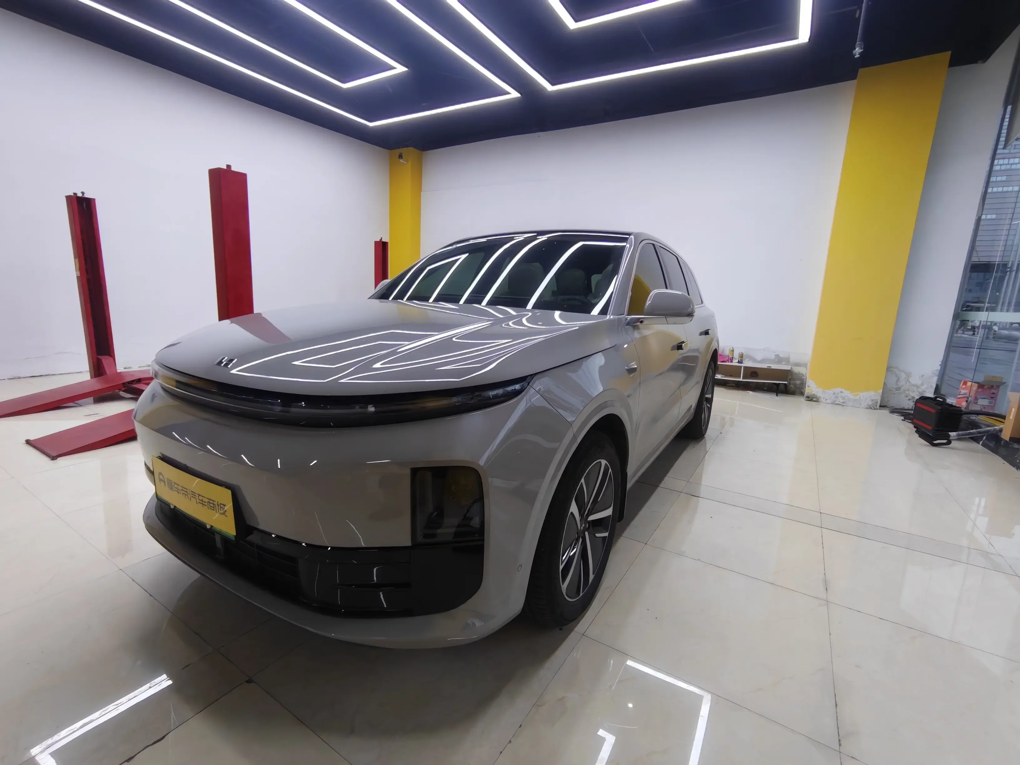 Lixiang L6