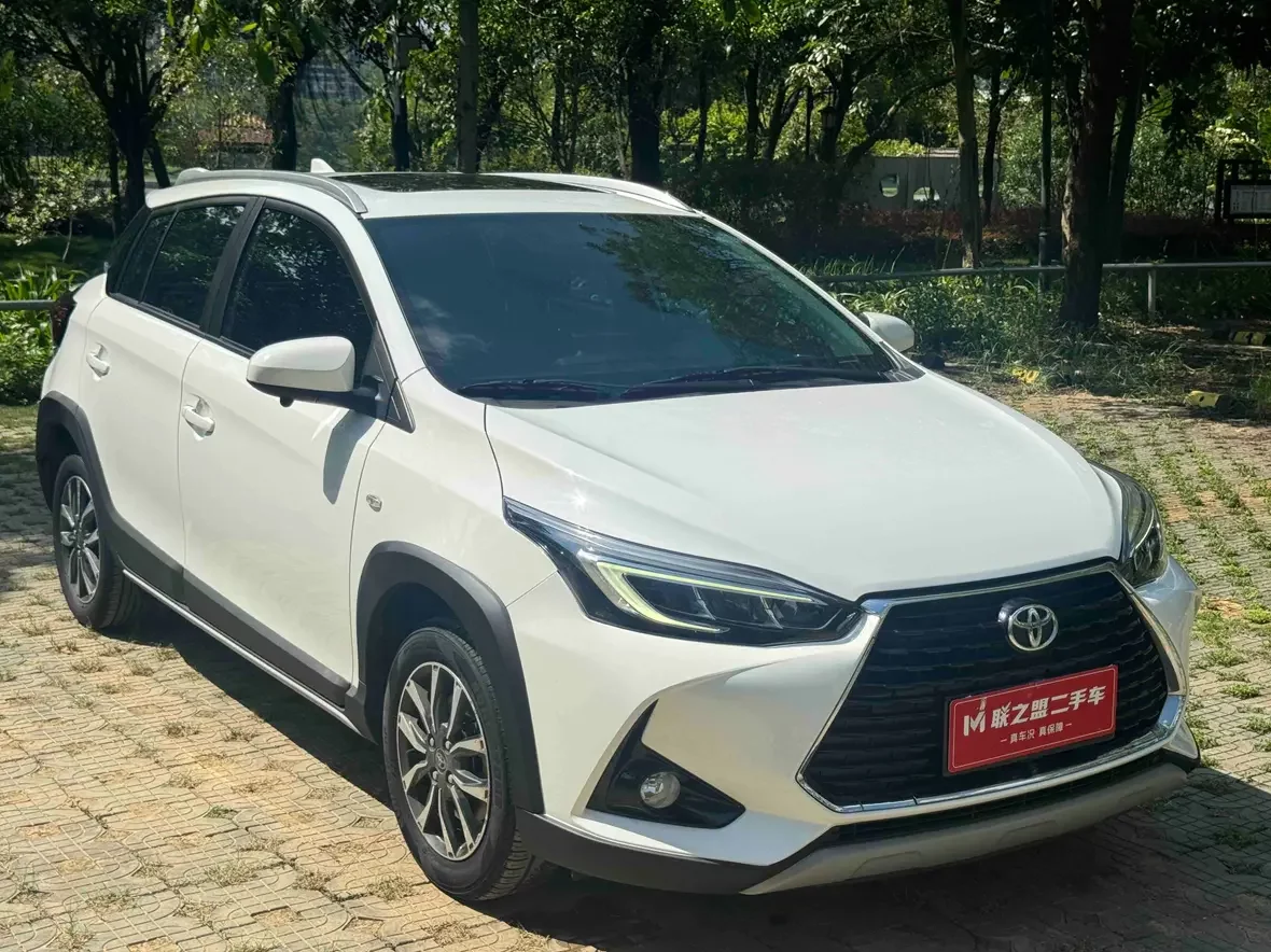 Toyota Yaris L