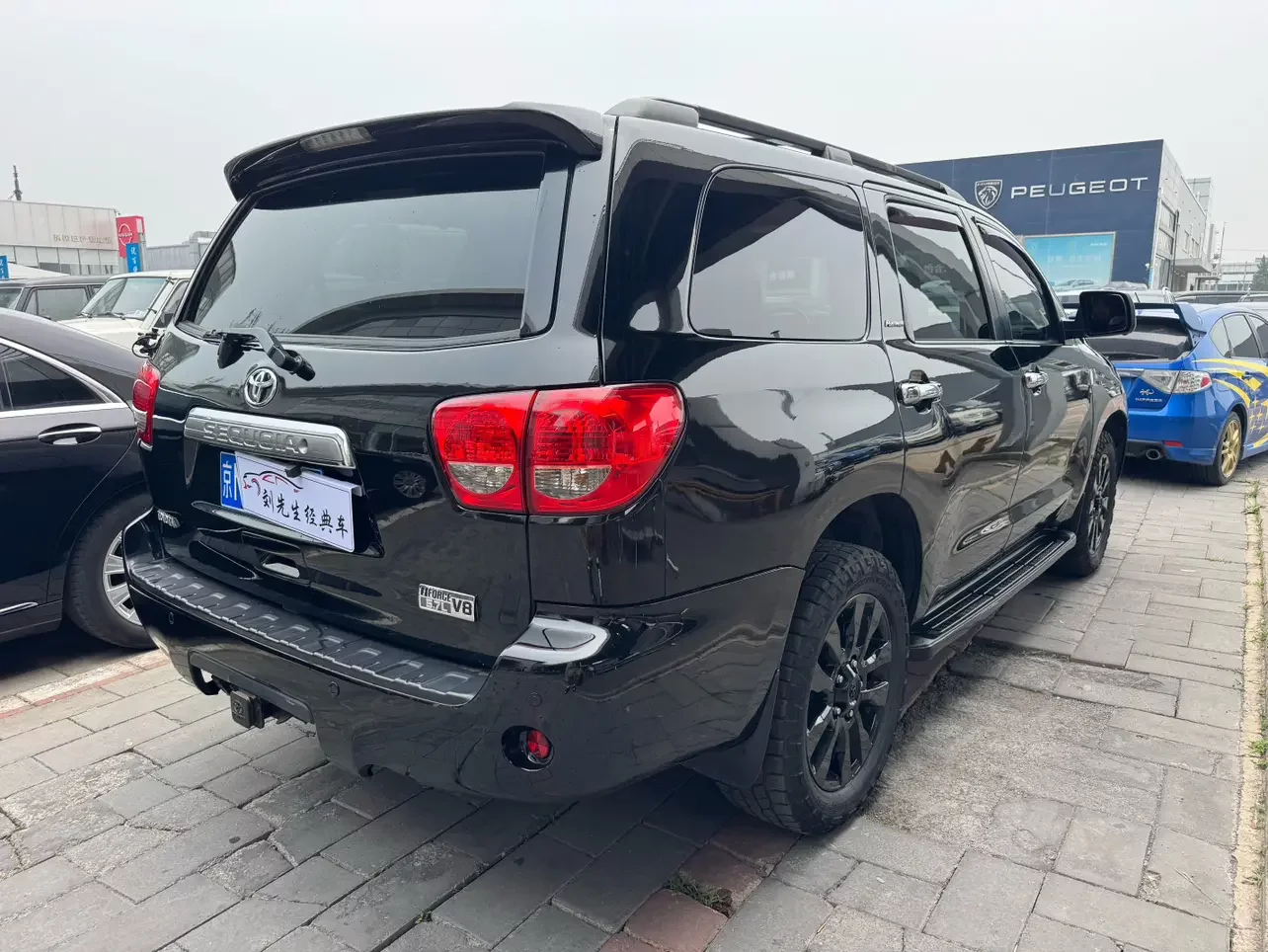Toyota Sequoia