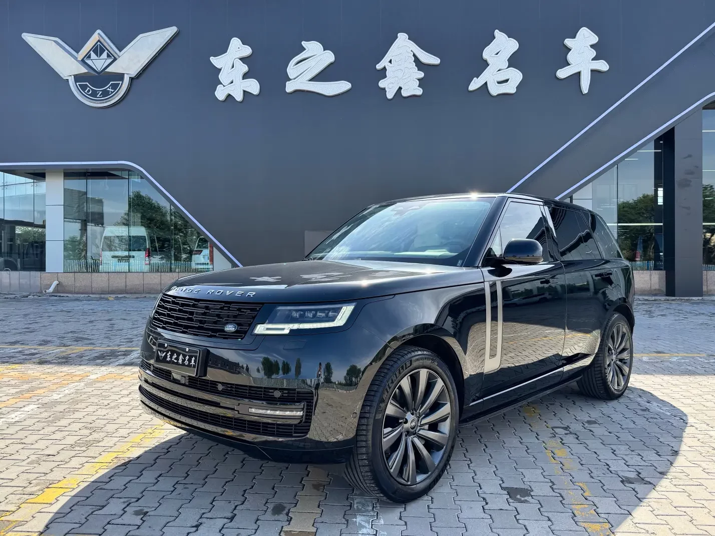Land Rover range rover  из Китая