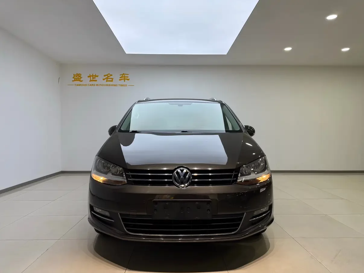 Volkswagen Sharon
