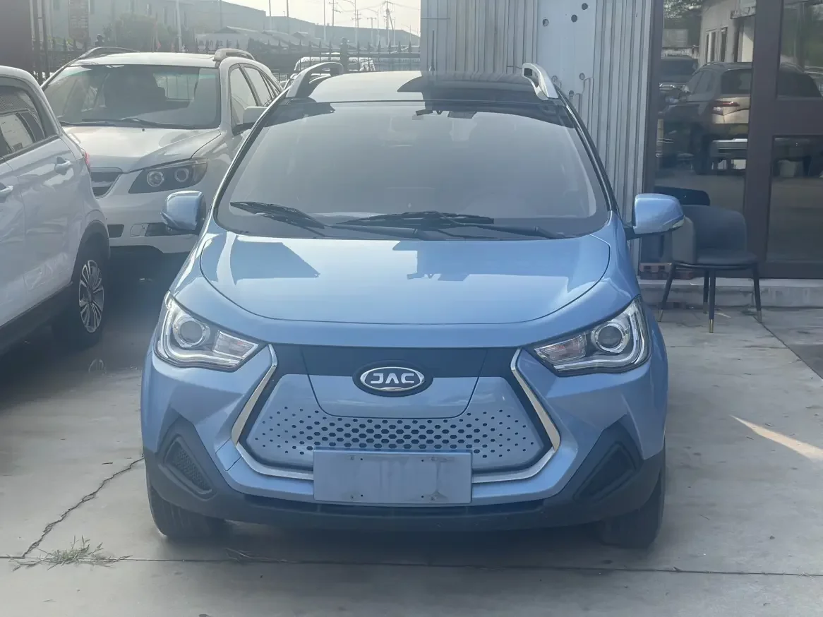 Jiangxi JAC iEV6E  из Китая