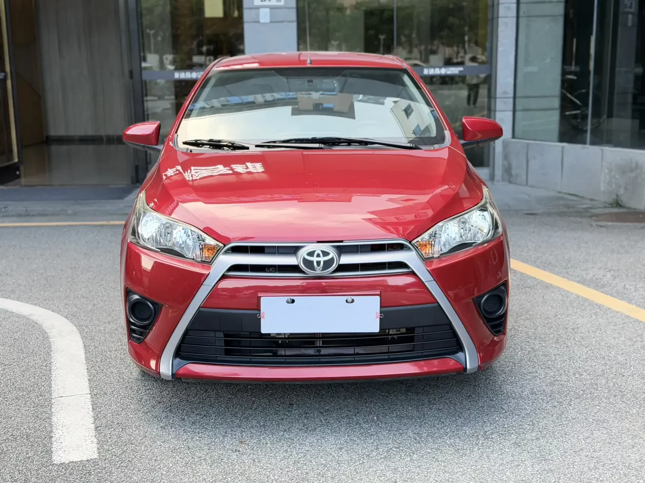 Toyota Yaris L