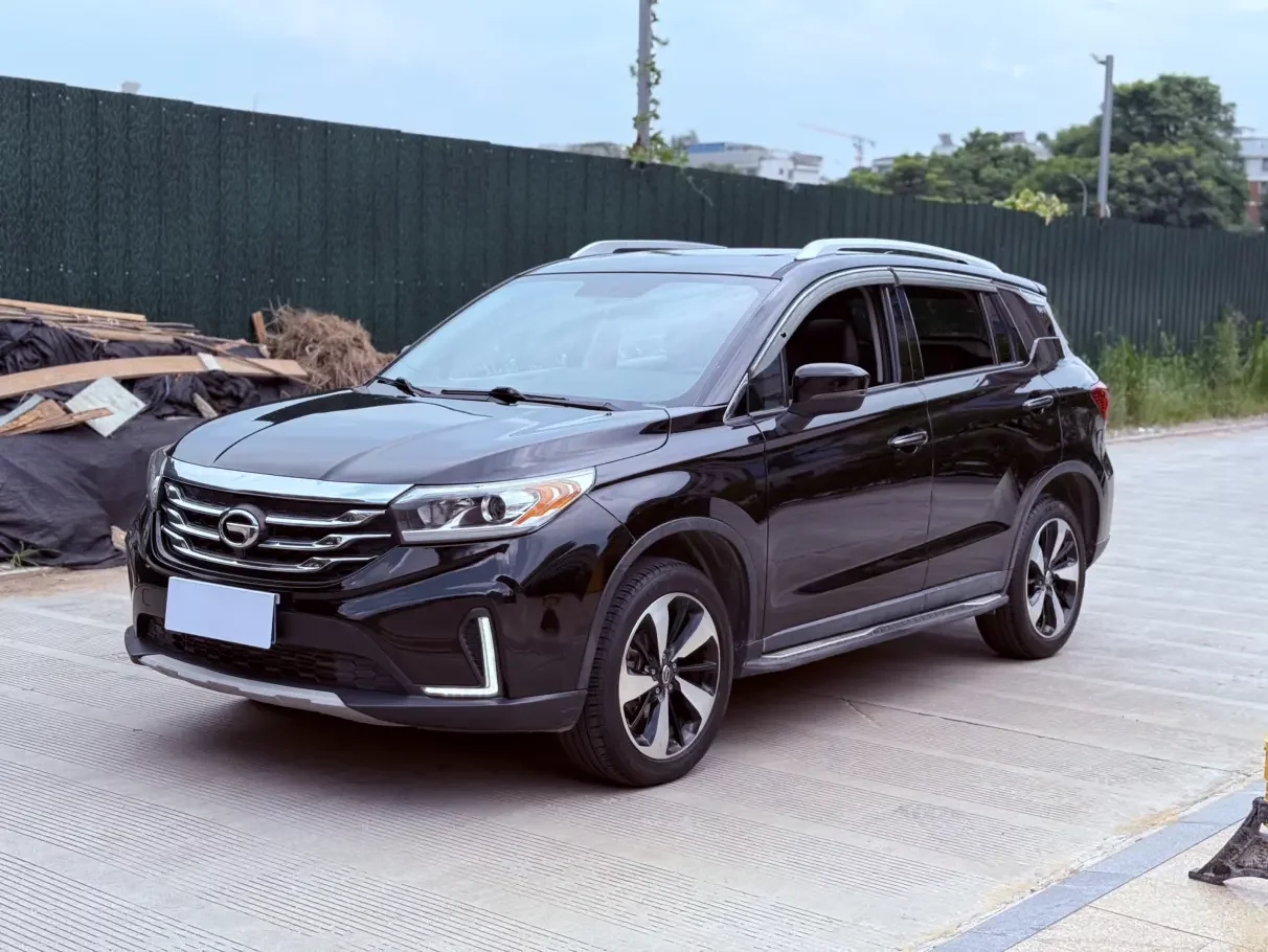 GAC Trumpchi GS4  из Китая