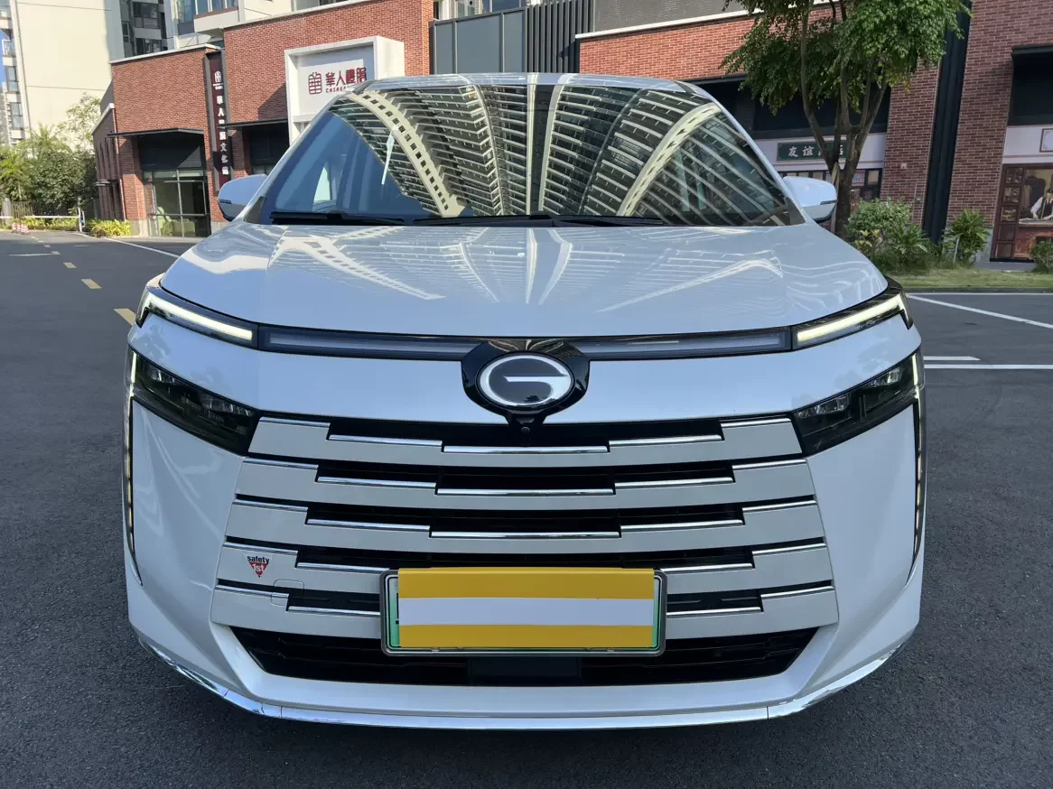 GAC Trumpchi E8 PHEV  из Китая
