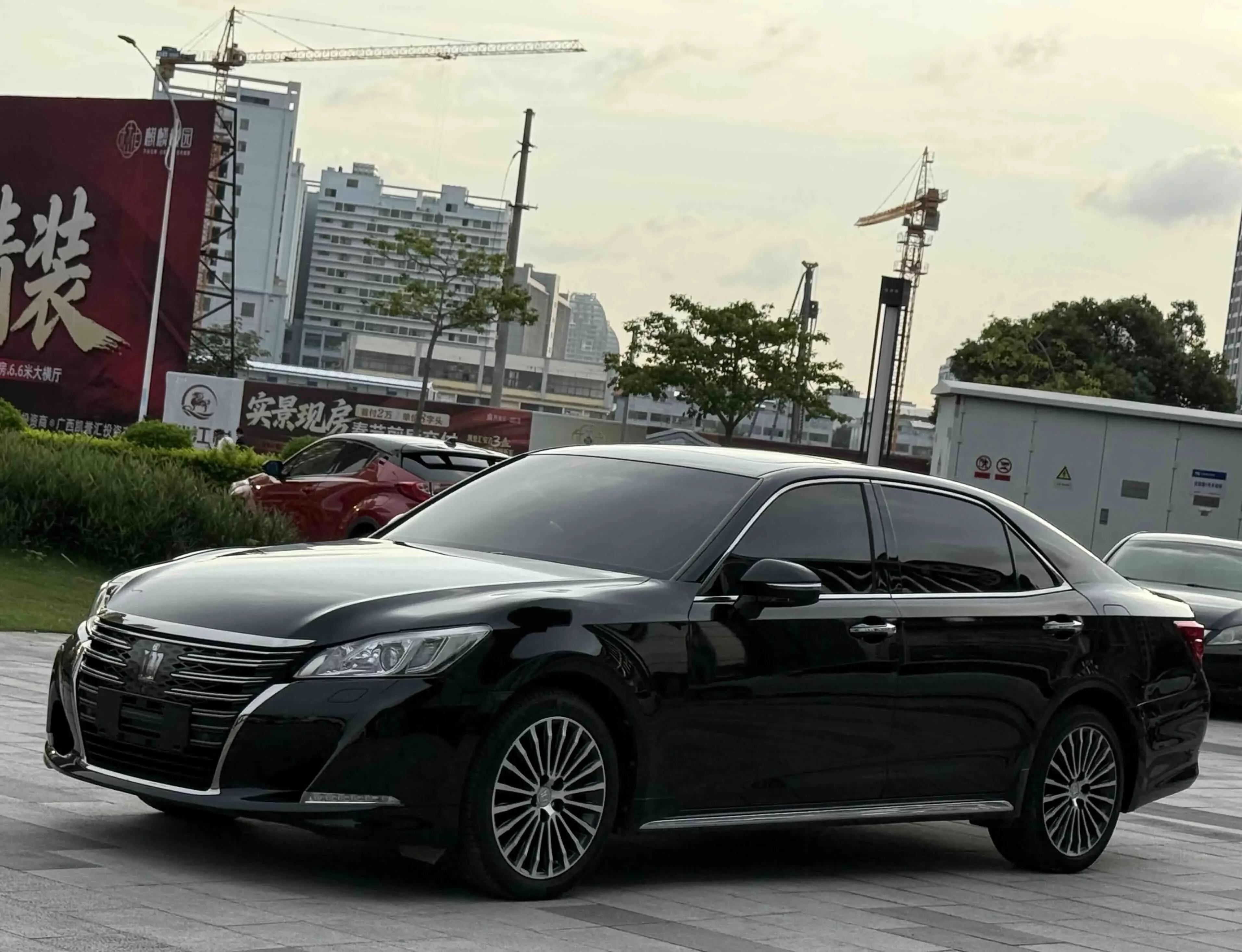 Toyota crown
