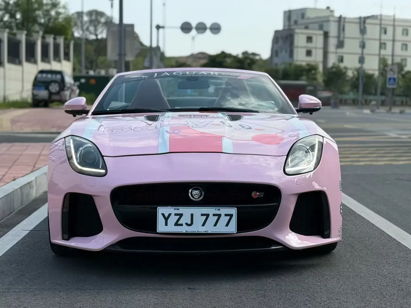 Jaguar F-TYPE  из Китая