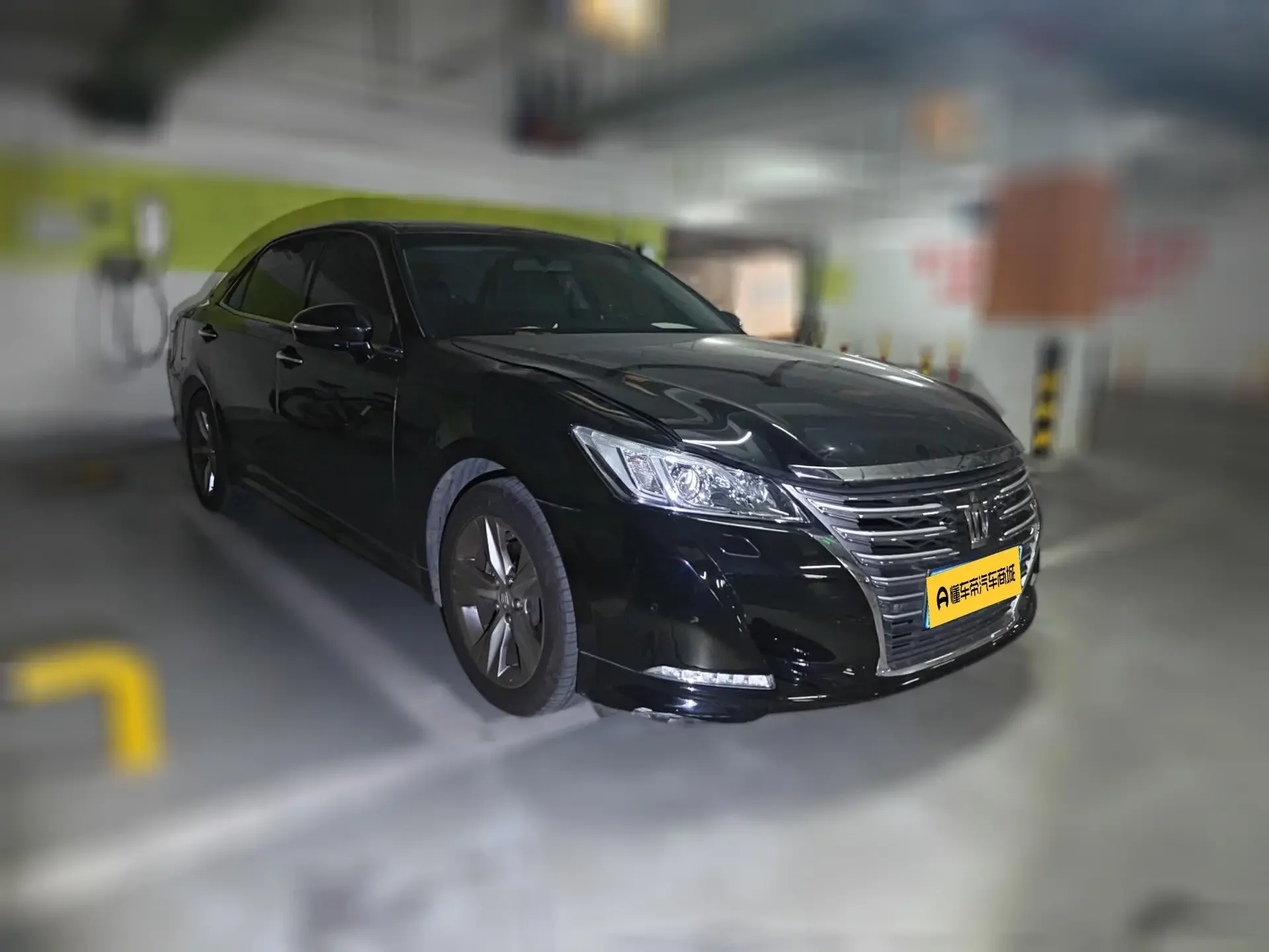 Toyota crown