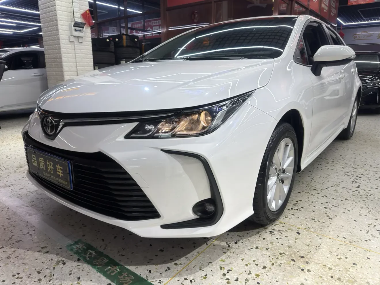 TOYOTA COROLLA