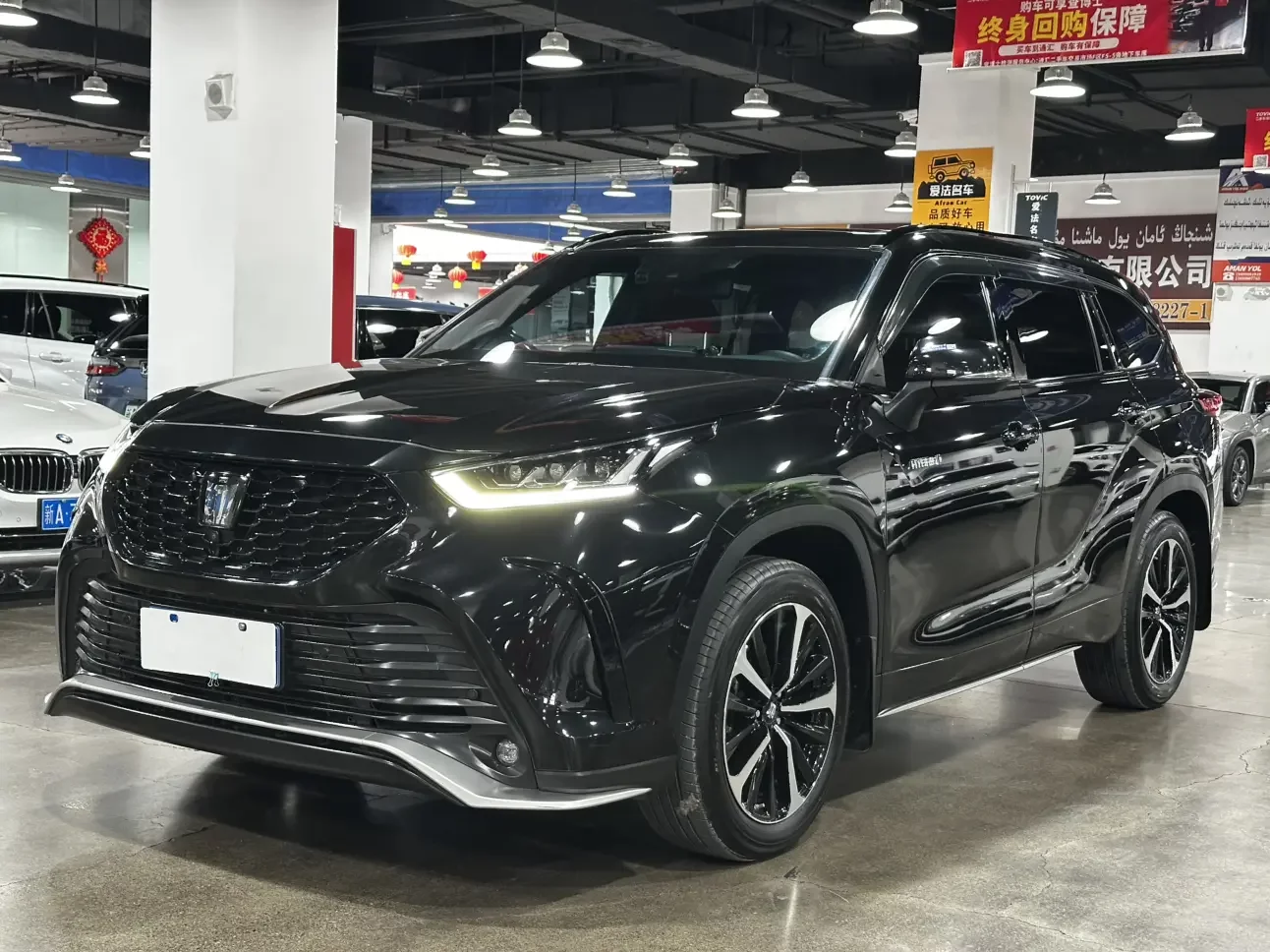 Toyota Crown Kluger