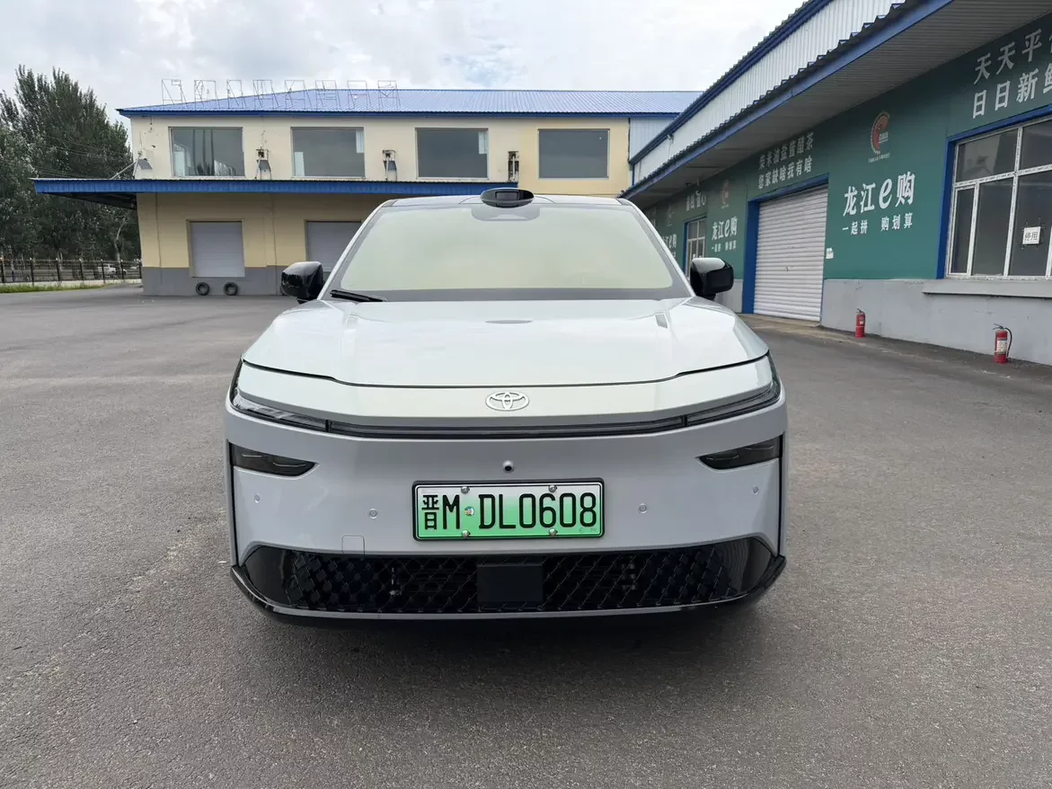 Toyota Bozhi 3X