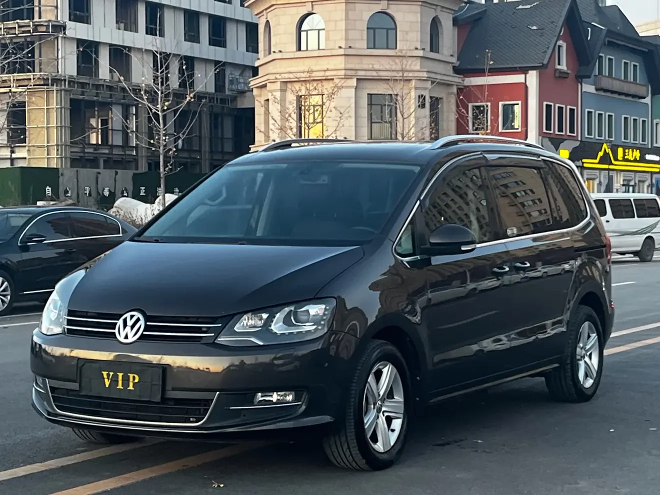 Volkswagen Sharon