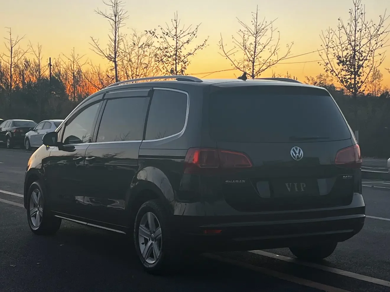 Volkswagen Sharon