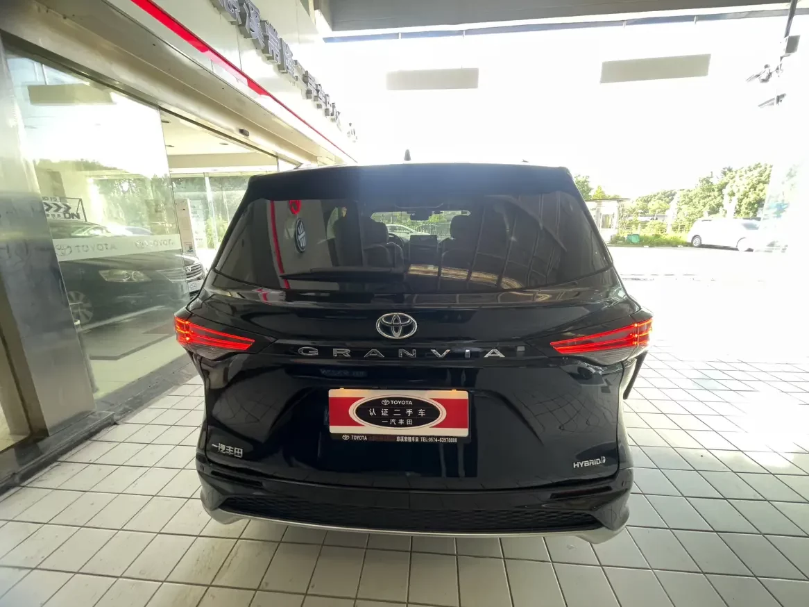 Toyota Granvia