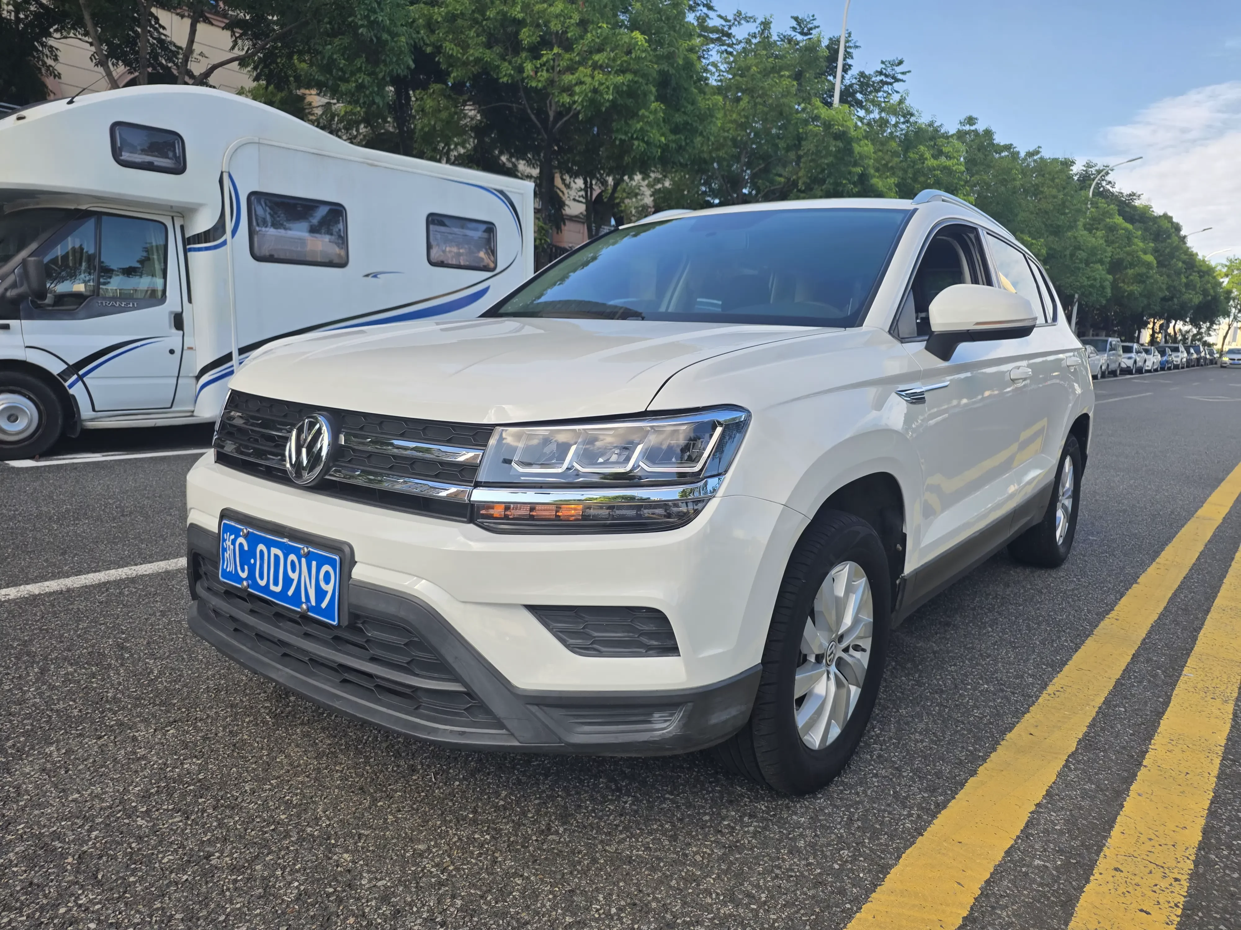 Volkswagen Tharu