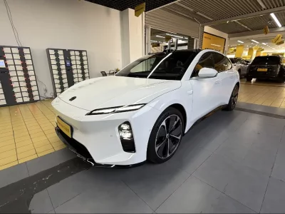 NIO ET5T