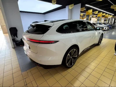 NIO ET5T