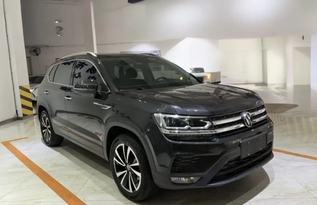 Volkswagen Tharu