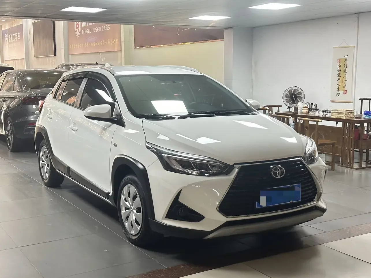 Toyota Yaris L
