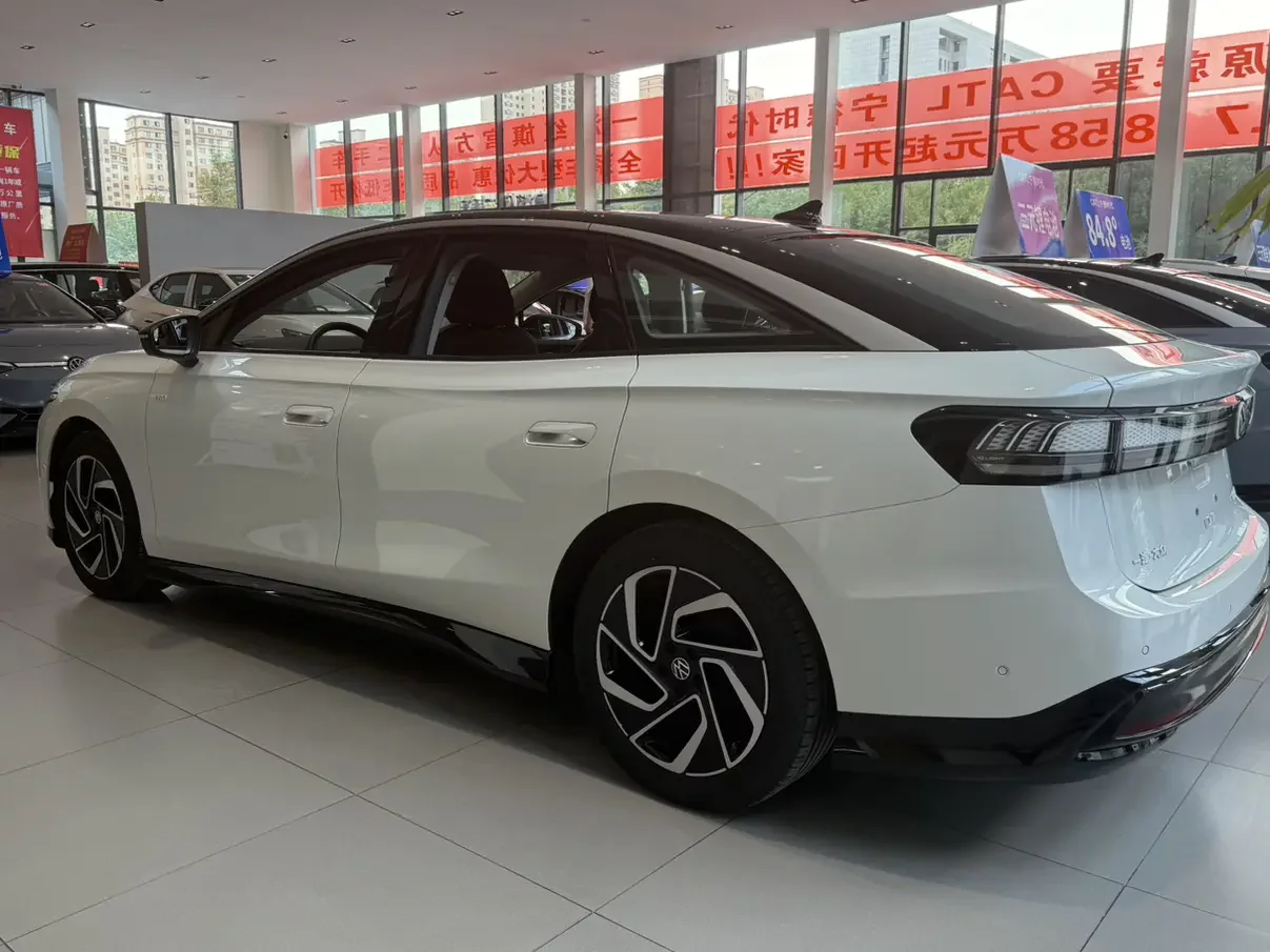 Volkswagen ID.7 VIZZION