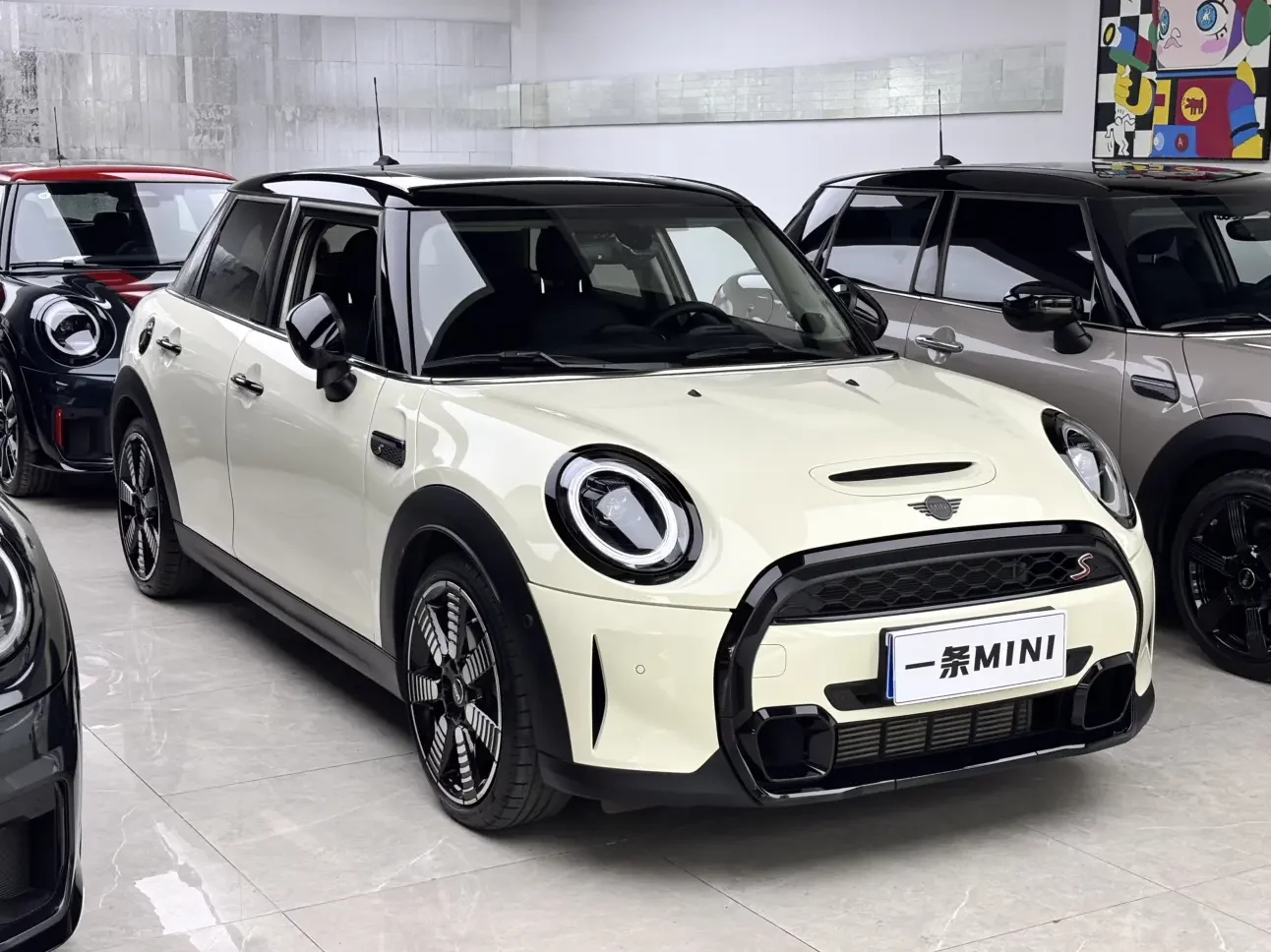 MINI 