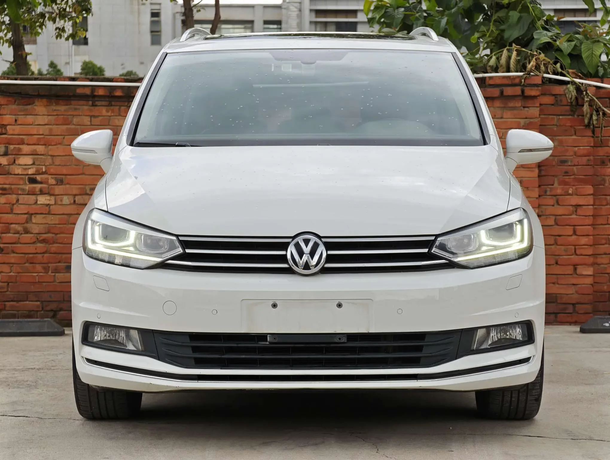 Volkswagen Touran L