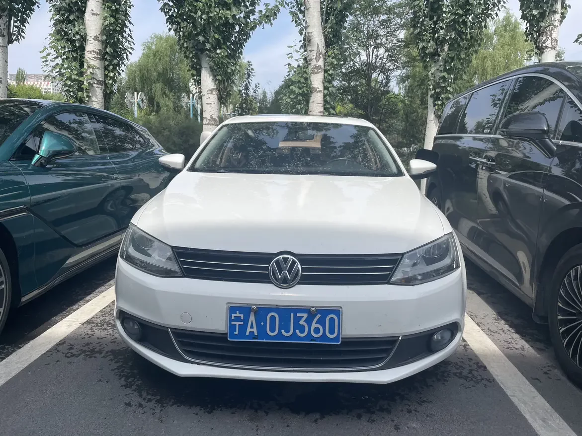 Volkswagen Sagitar