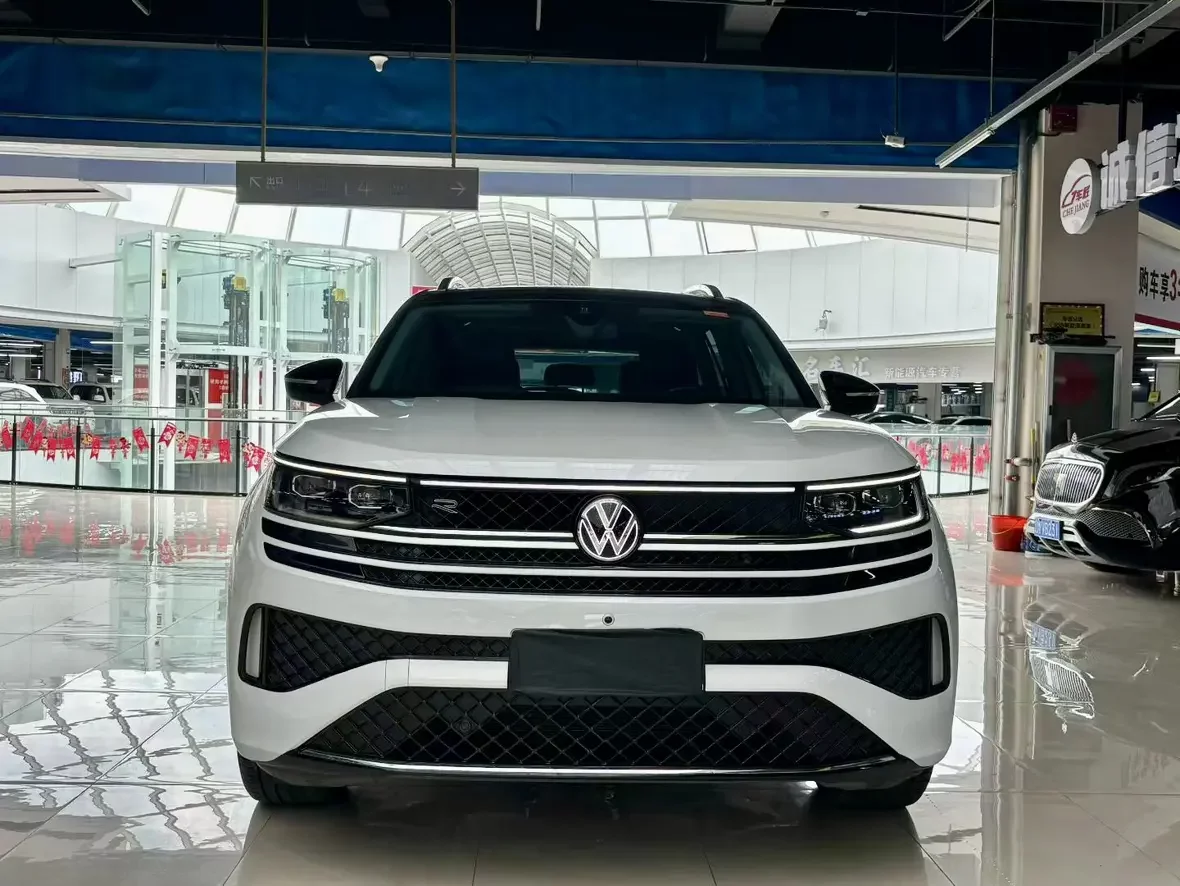 Volkswagen patrol