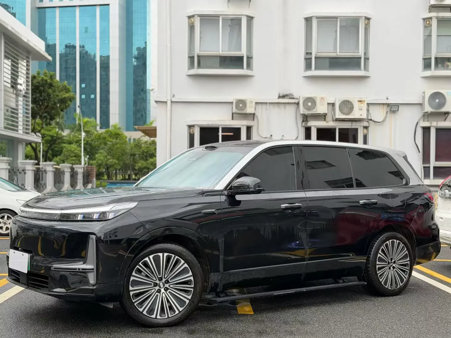 Geely Galaxy M9