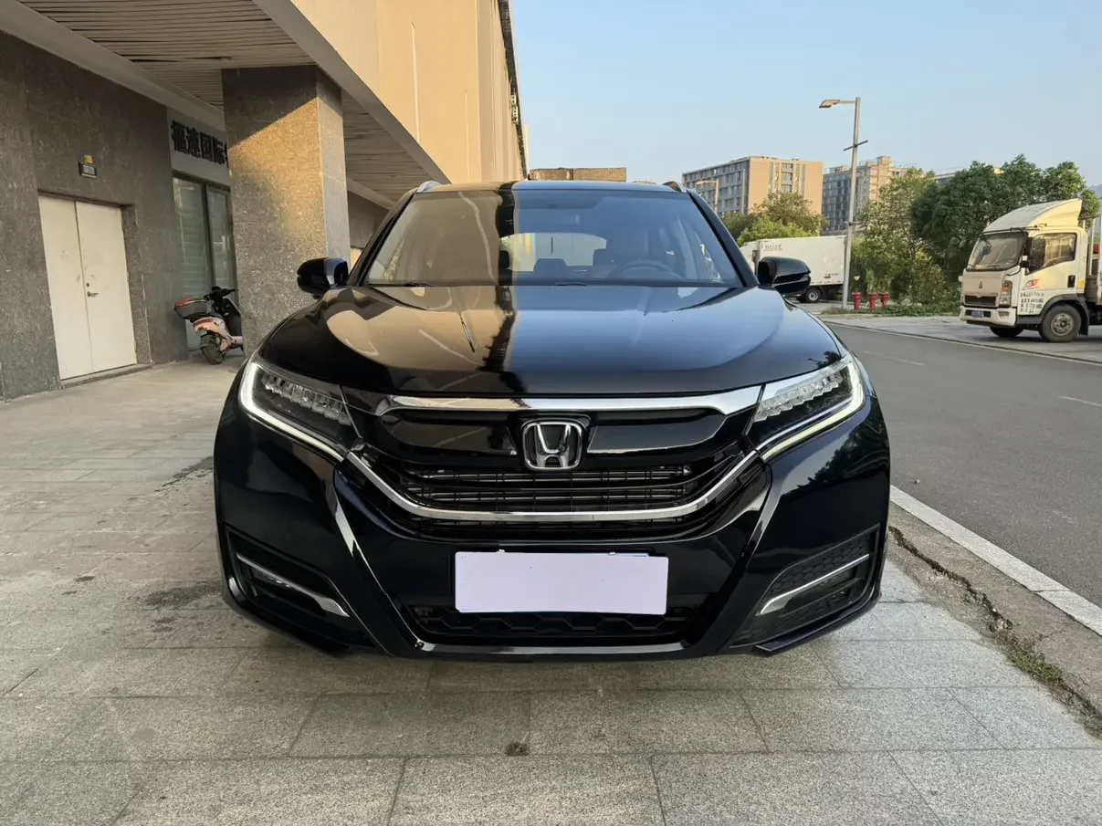 Honda UR-V