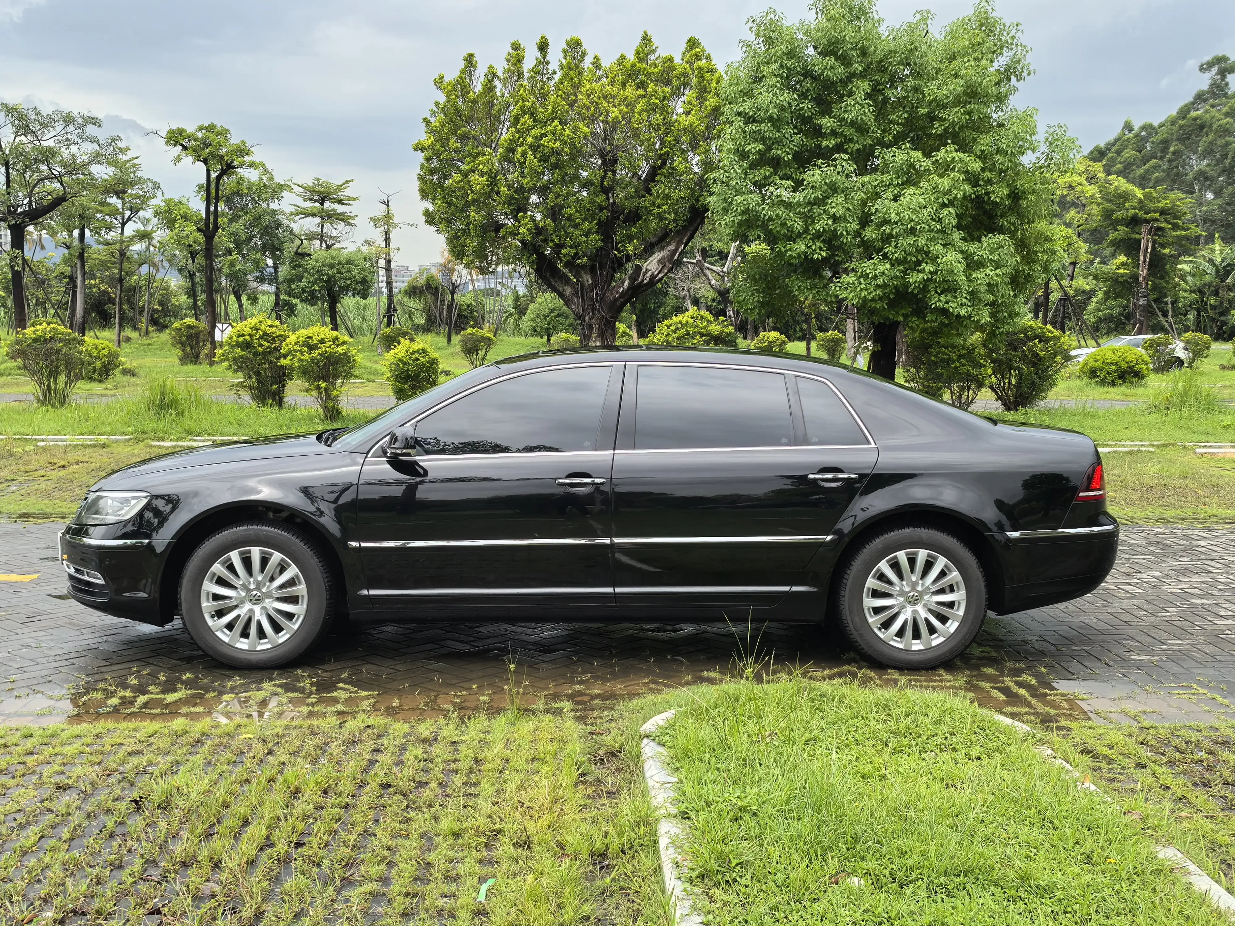 Volkswagen Phaeton / Phideon