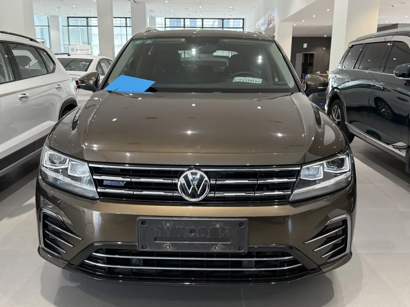 Volkswagen Tiguan L PHEV