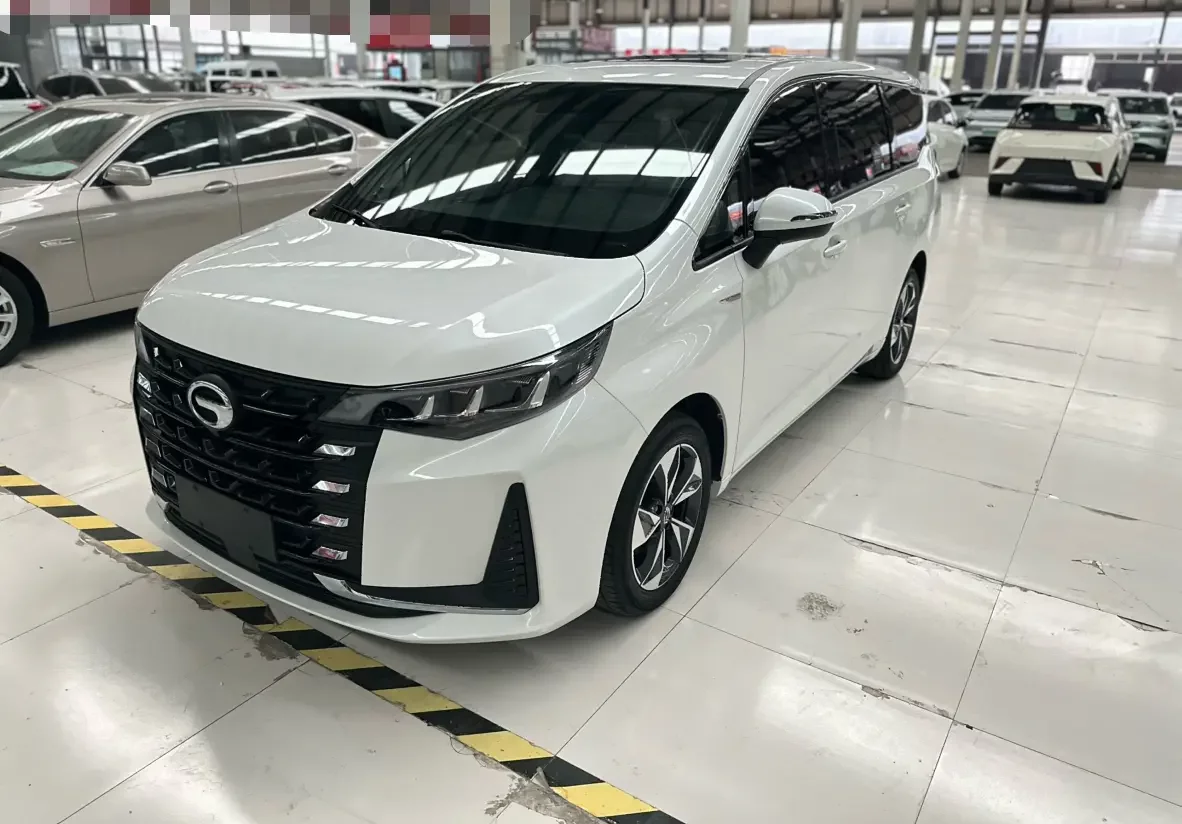 GAC TRUMPCHI M6