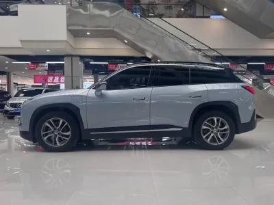NIO ES6
