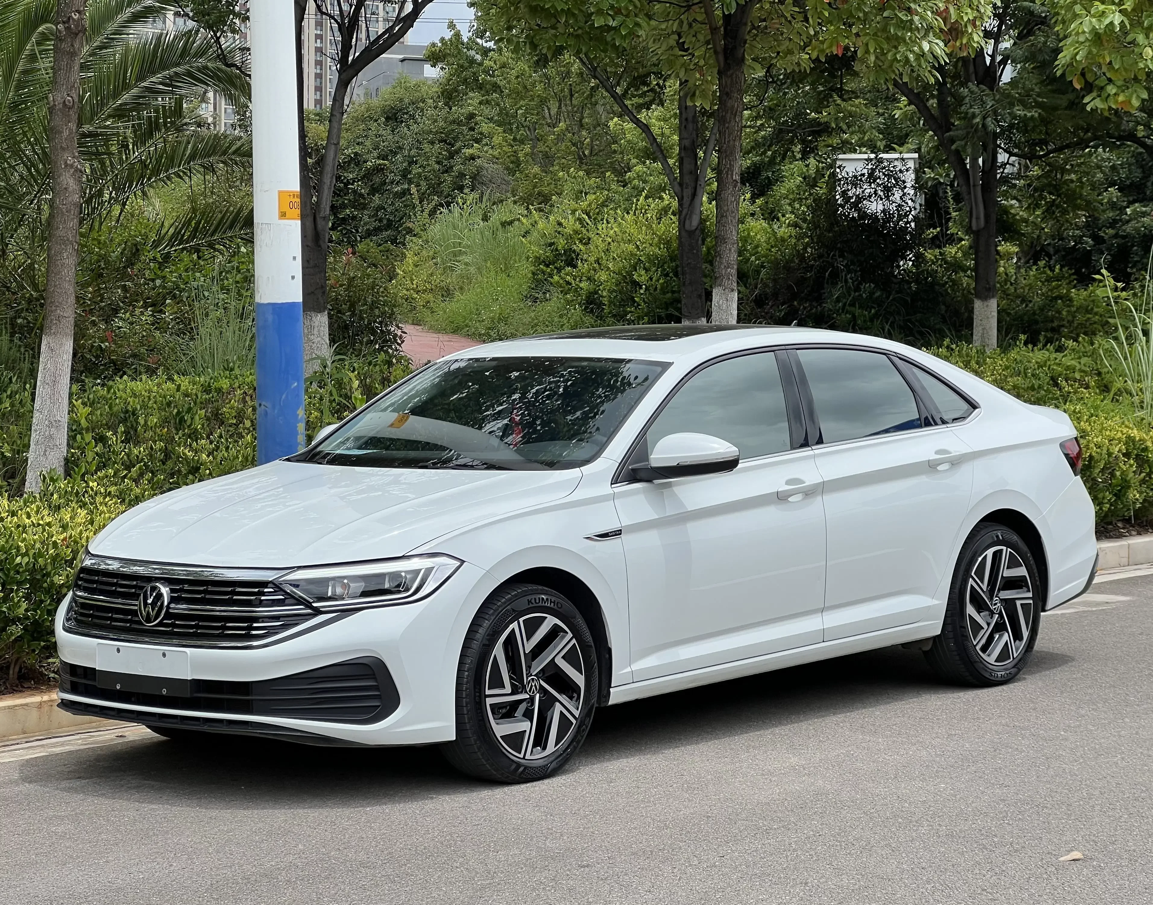 Volkswagen Sagitar