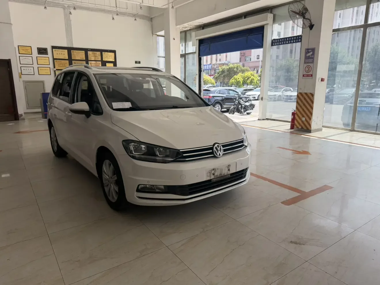 Volkswagen Touran L