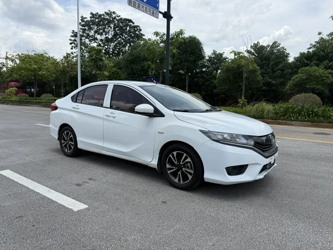 Honda Gray