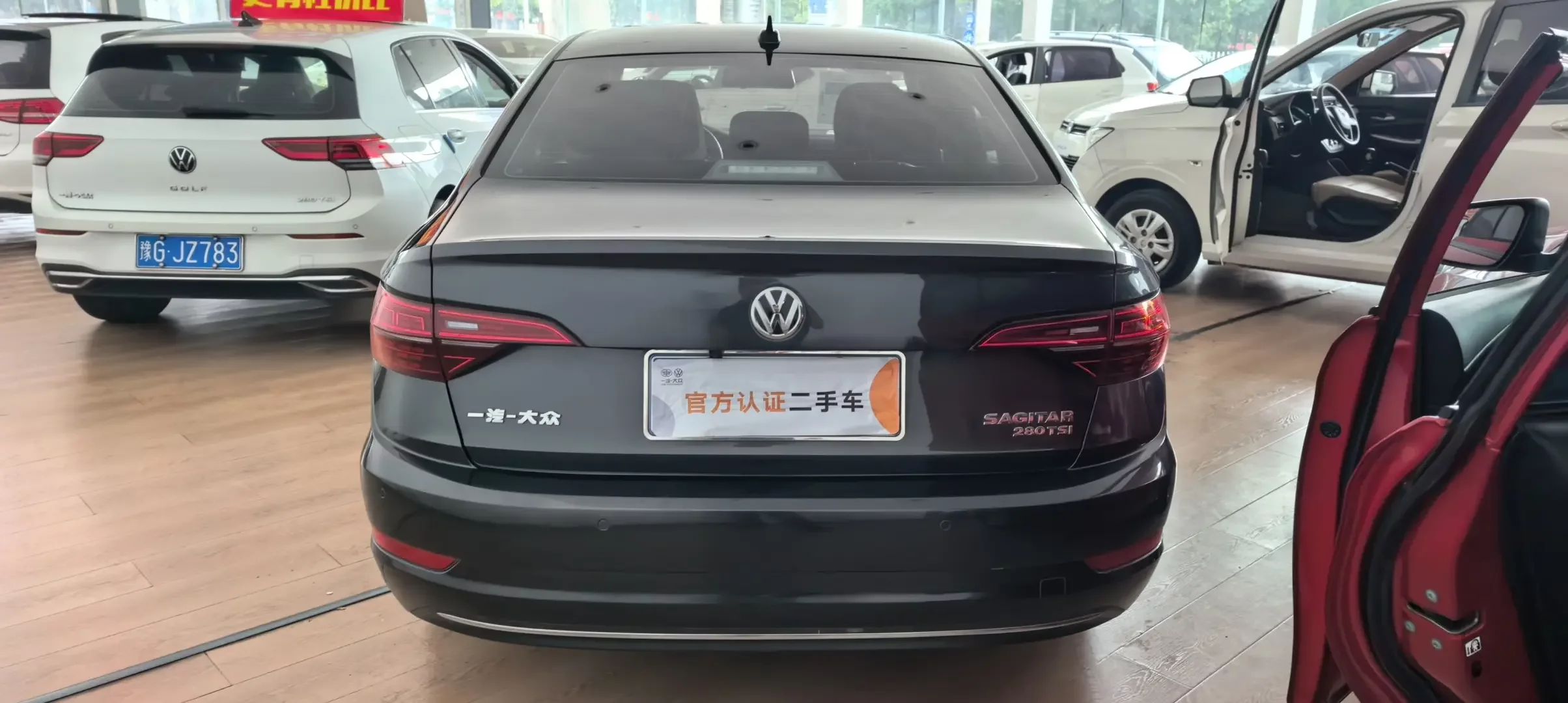 Volkswagen Sagitar