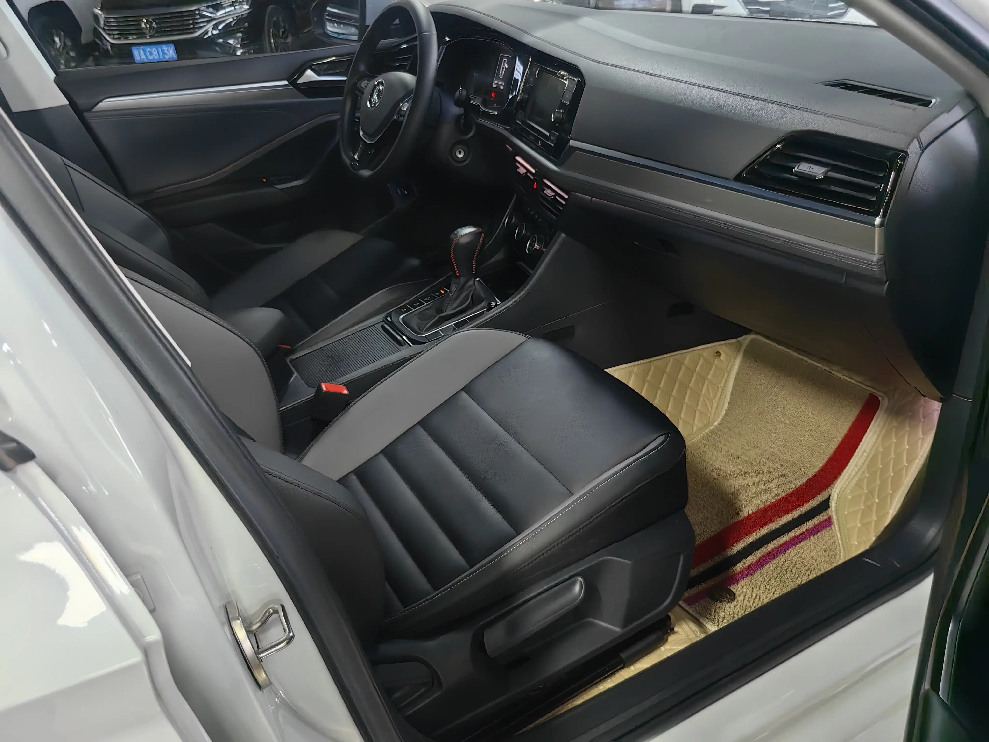 Volkswagen Sagitar