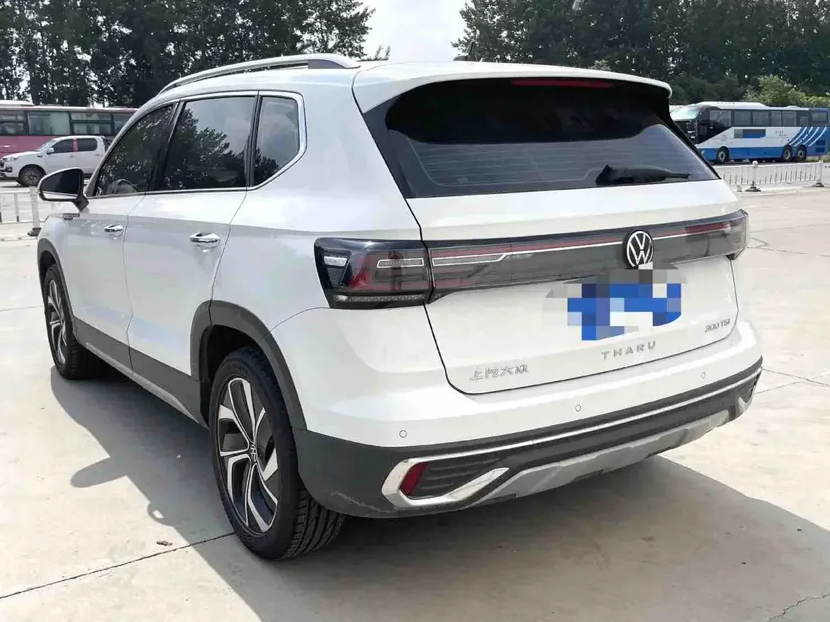 Volkswagen Tharu