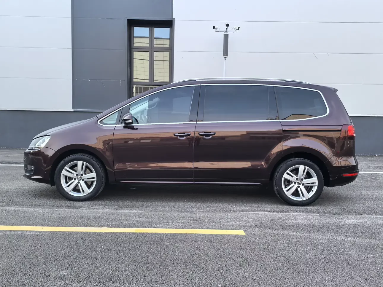 Volkswagen Sharon
