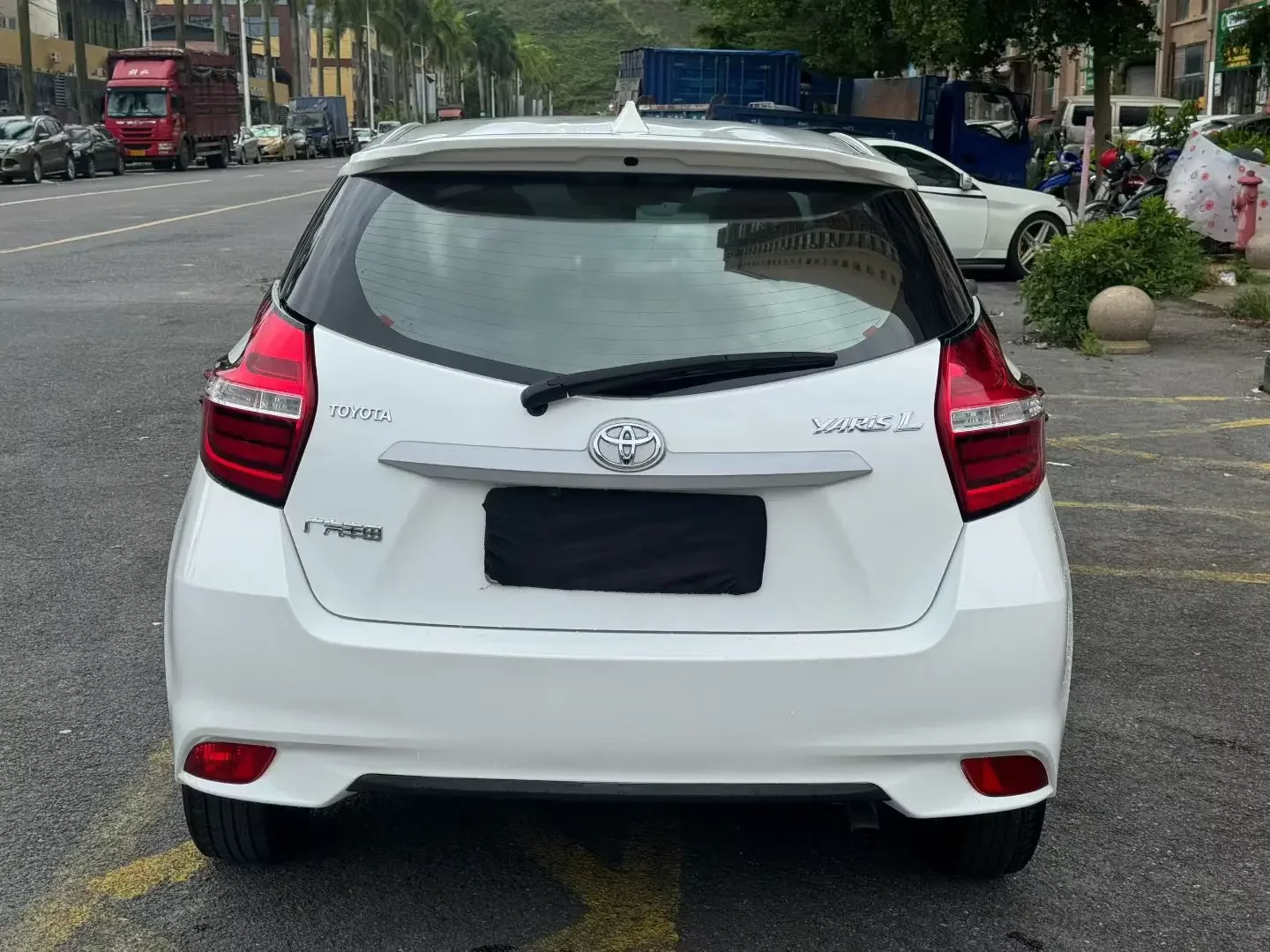 Toyota Yaris L
