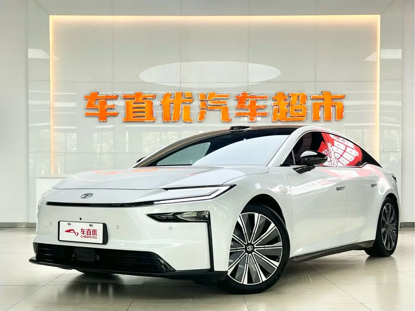 Toyota Platinum 7